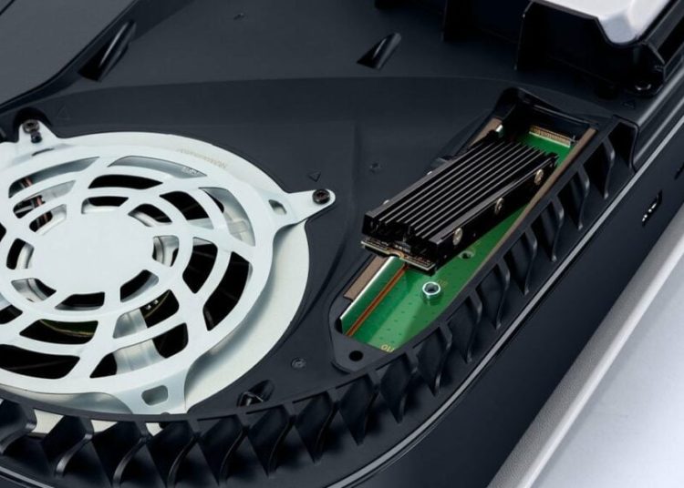Peringatan untuk Pemilik PS5 : Sekrup Penutup SSD Mudah Rusak, Hati-Hati Saat Upgrade Penyimpanan